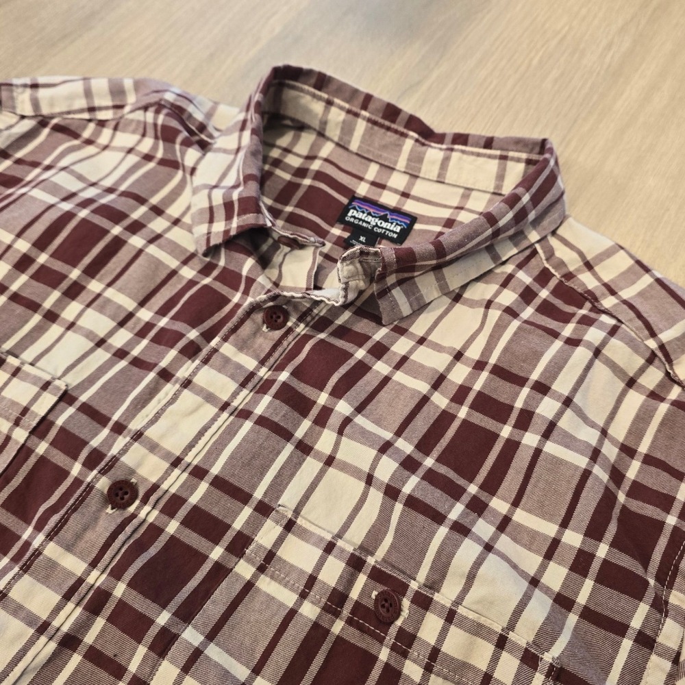Patagonia‎ Mens XL Plaid Organic Cotton Long Sleeve Button Down Shirt Maroon